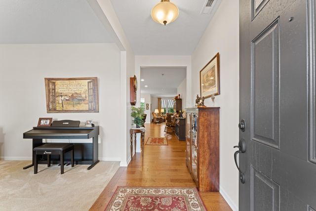 735 Zoar Street, Galena, OH 43021