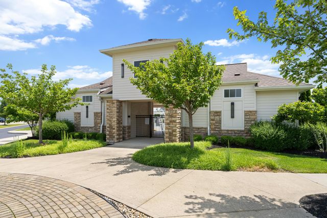 735 Zoar Street, Galena, OH 43021