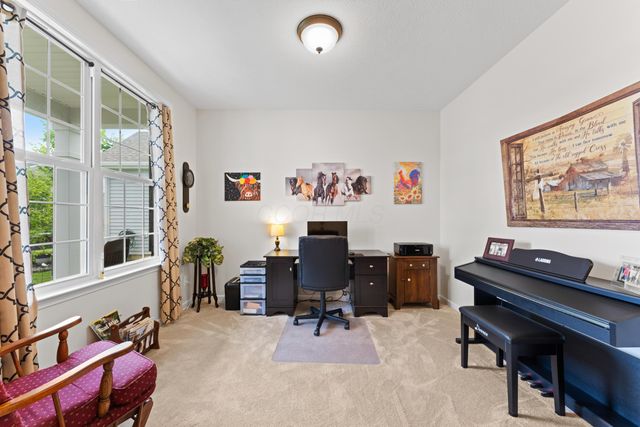 735 Zoar Street, Galena, OH 43021