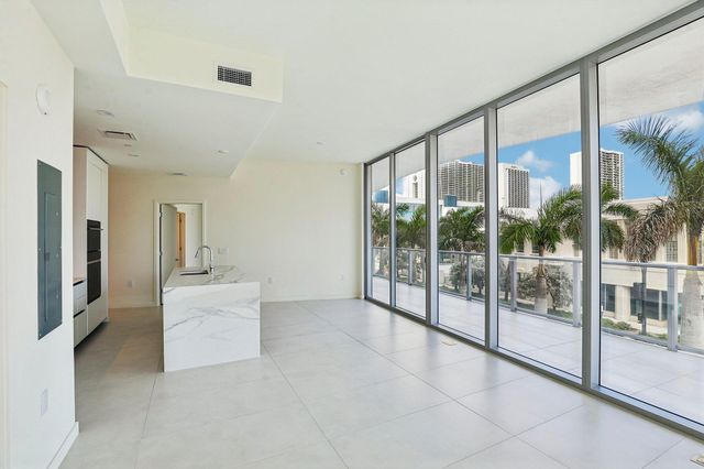 1400 BISCAYNE Boulevard 201, Miami, FL 33132