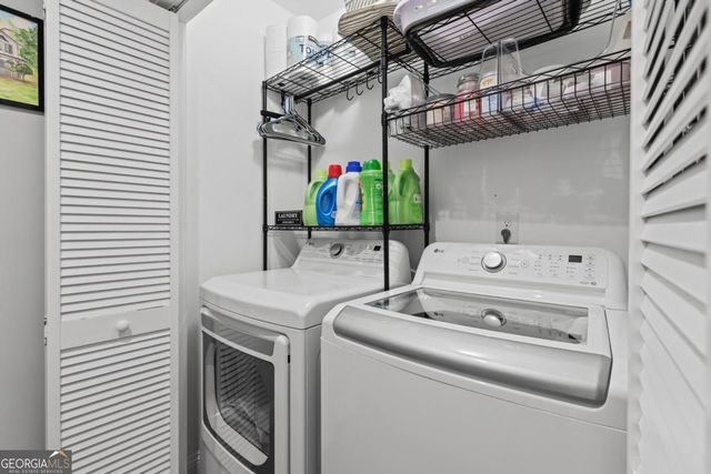 2190 Dresden Green NW, Kennesaw, GA 30144