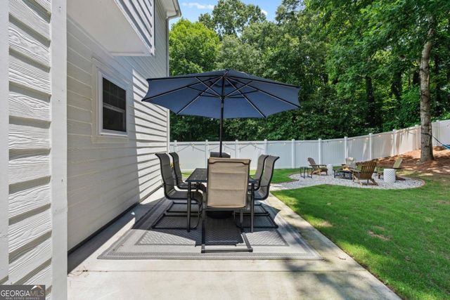 2190 Dresden Green NW, Kennesaw, GA 30144