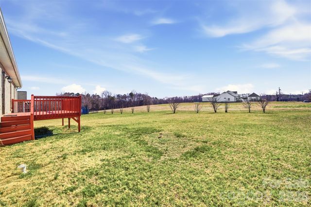 884 Clear Creek Circle, Lincolnton, NC 28092