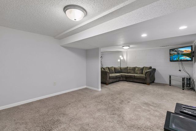 2049 Bluestone Lane, Eagan, MN 55122