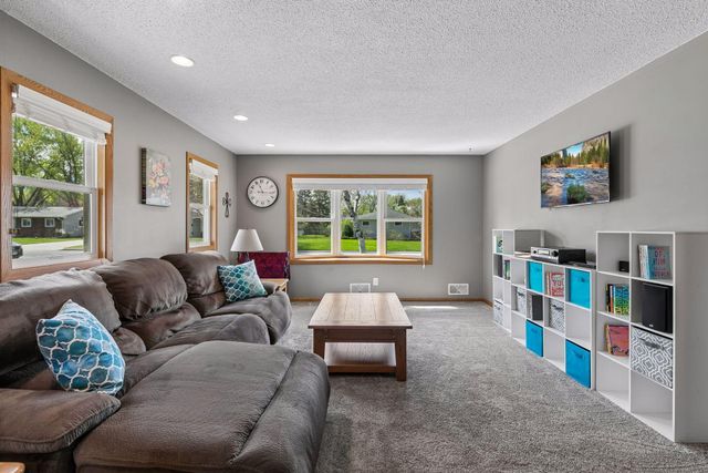 2049 Bluestone Lane, Eagan, MN 55122