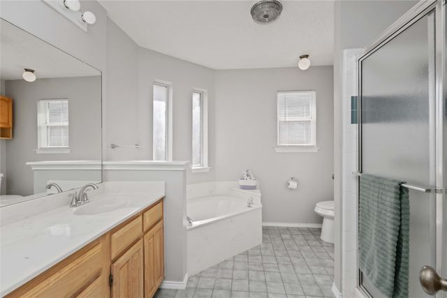 425 Kelley Court, Fort Worth, TX 76120