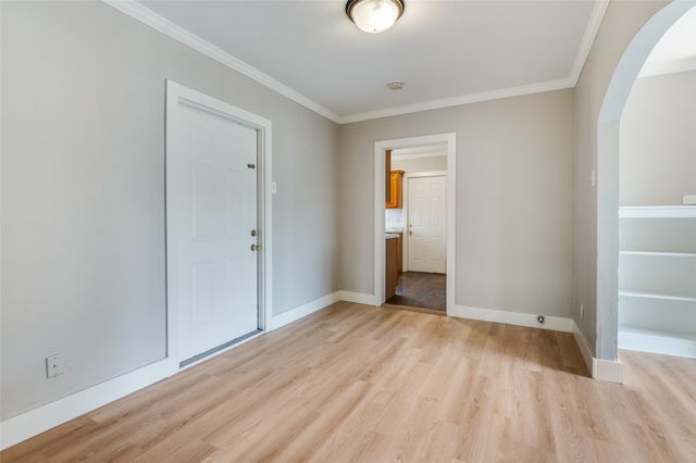 2629 Bowling Green Avenue, Dallas, TX 75216