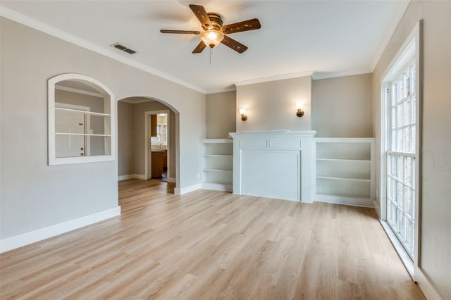 2629 Bowling Green Avenue, Dallas, TX 75216