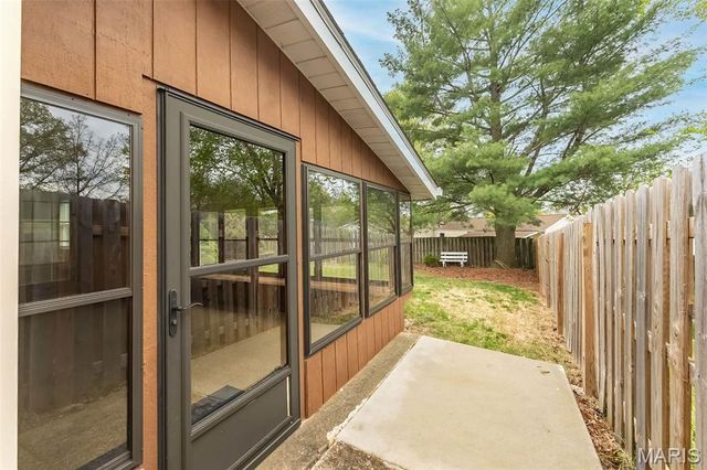 716 Reinke Road, Ballwin, MO 63021