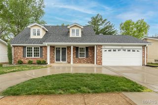 716 Reinke Road, Ballwin, MO 63021