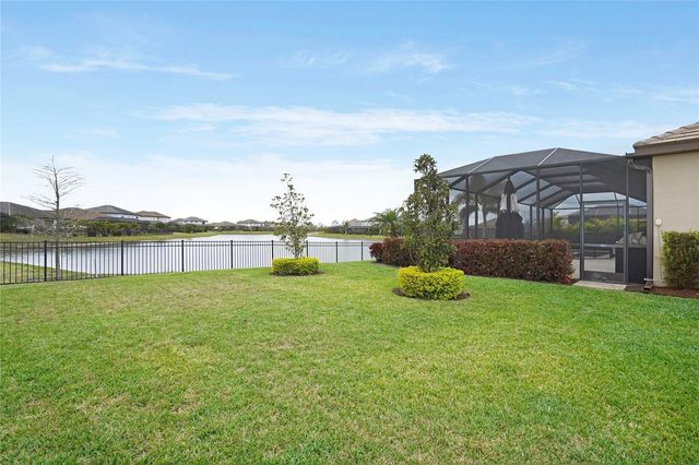 4922 SPARKLING SEA LANE, Lakewood Ranch, FL 34211