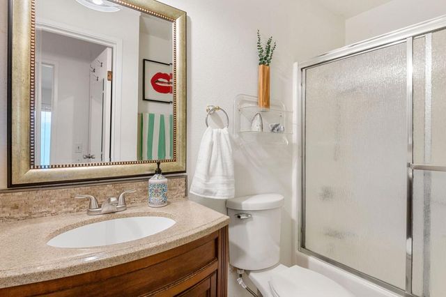 2860 N Los Felices Road 214, Palm Springs, CA 92262