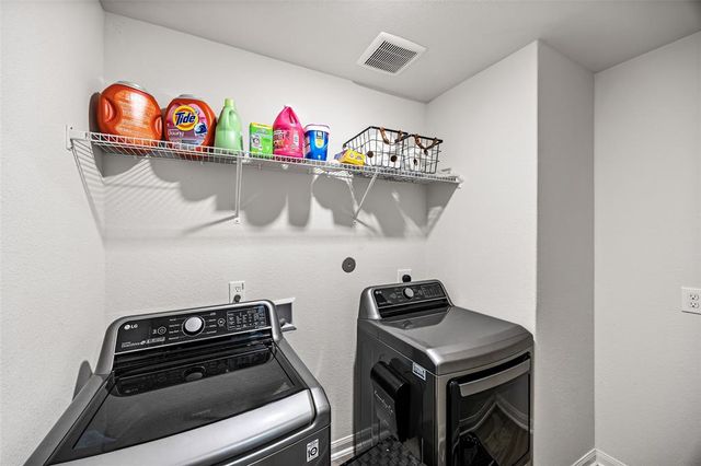 11034 Hillside Creek Drive, Humble, TX 77396