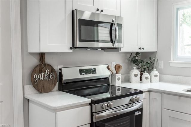 3868 Windsor Gate RD, Virginia Beach, VA 23452