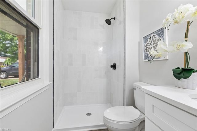 3868 Windsor Gate RD, Virginia Beach, VA 23452