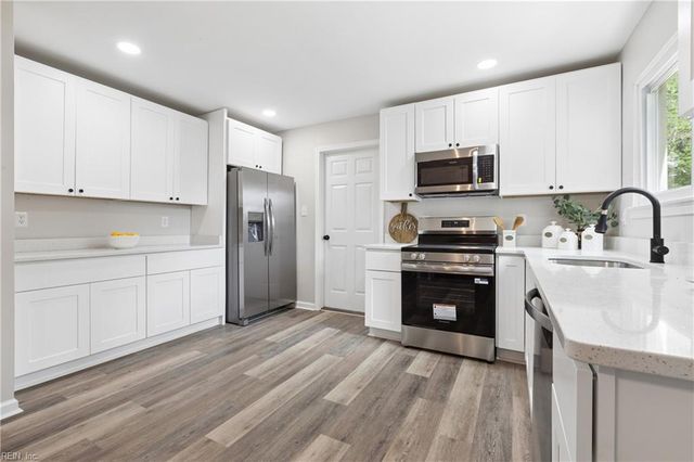 3868 Windsor Gate RD, Virginia Beach, VA 23452