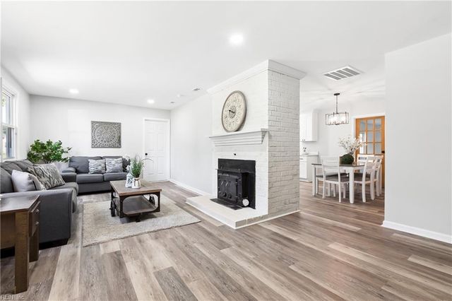 3868 Windsor Gate RD, Virginia Beach, VA 23452