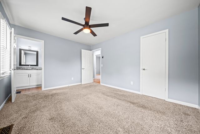 1084 Taylorsville Rd, Lebanon, TN 37087