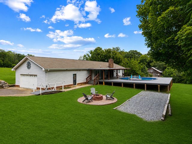 1084 Taylorsville Rd, Lebanon, TN 37087