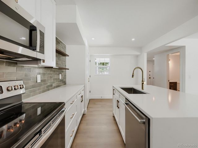2813 S Xanadu Way, Aurora, CO 80014