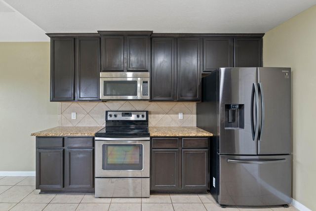 18875 Maverick Ranch Road E, Magnolia, TX 77355