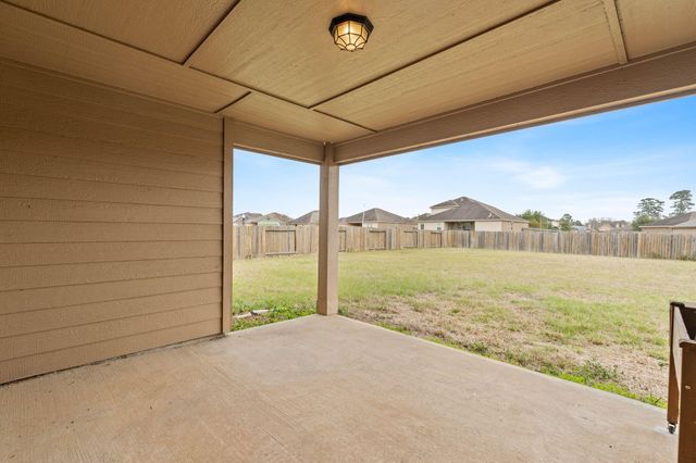 18875 Maverick Ranch Road E, Magnolia, TX 77355