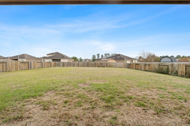 18875 Maverick Ranch Road E, Magnolia, TX 77355