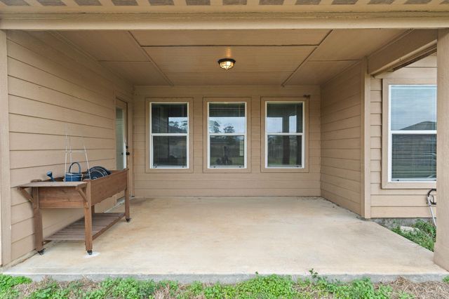 18875 Maverick Ranch Road E, Magnolia, TX 77355