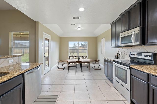 18875 Maverick Ranch Road E, Magnolia, TX 77355