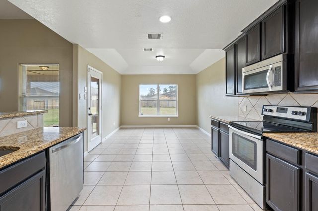 18875 Maverick Ranch Road E, Magnolia, TX 77355