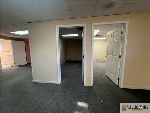 636 Easton Avenue, Somerset, NJ 08873