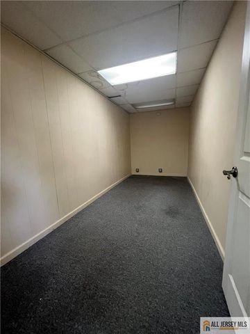 636 Easton Avenue, Somerset, NJ 08873