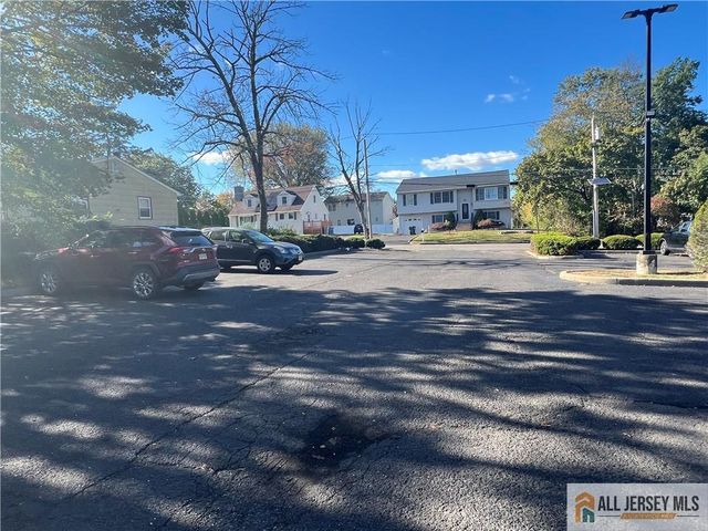 636 Easton Avenue, Somerset, NJ 08873