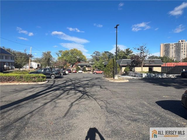 636 Easton Avenue, Somerset, NJ 08873