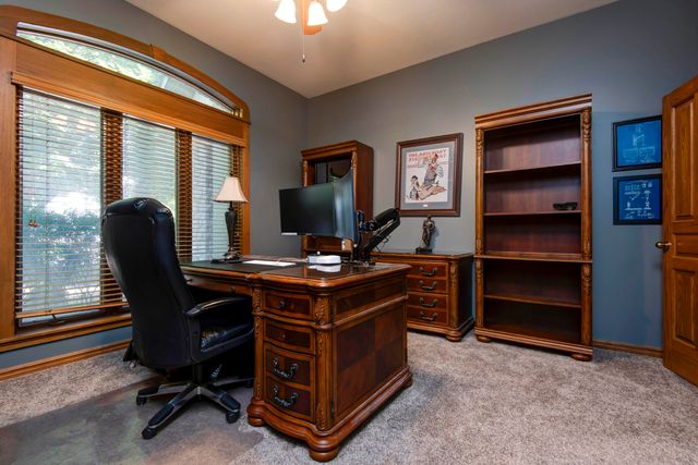 5118 S Chelsea Avenue, Springfield, MO 65804