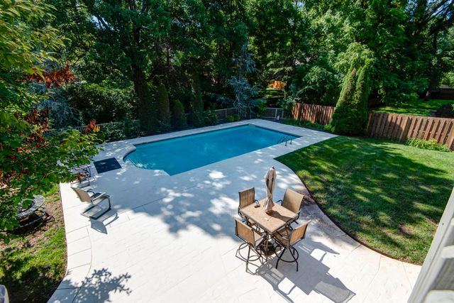 5118 S Chelsea Avenue, Springfield, MO 65804