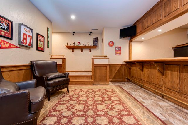 5118 S Chelsea Avenue, Springfield, MO 65804