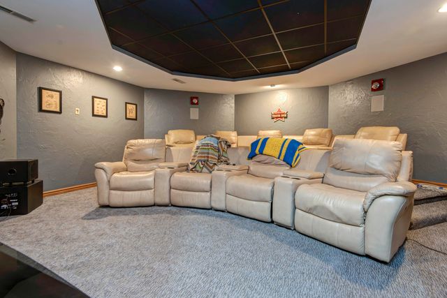 5118 S Chelsea Avenue, Springfield, MO 65804