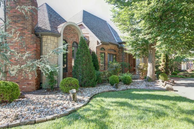 5118 S Chelsea Avenue, Springfield, MO 65804