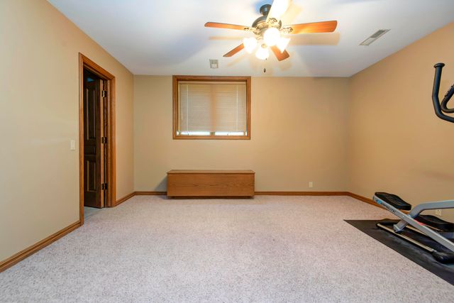 5118 S Chelsea Avenue, Springfield, MO 65804