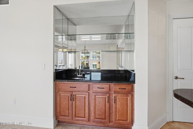 932 1ST Street N 203, Jacksonville Beach, FL 32250