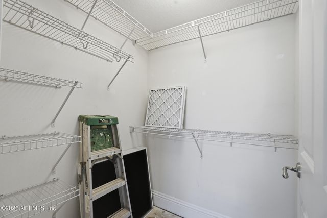 932 1ST Street N 203, Jacksonville Beach, FL 32250