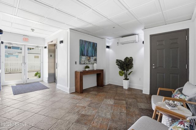 932 1ST Street N 203, Jacksonville Beach, FL 32250