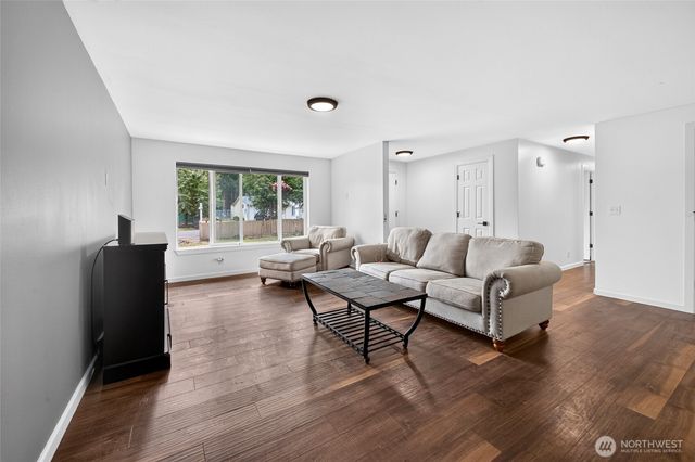9301 202nd Avenue E, Bonney Lake, WA 98391