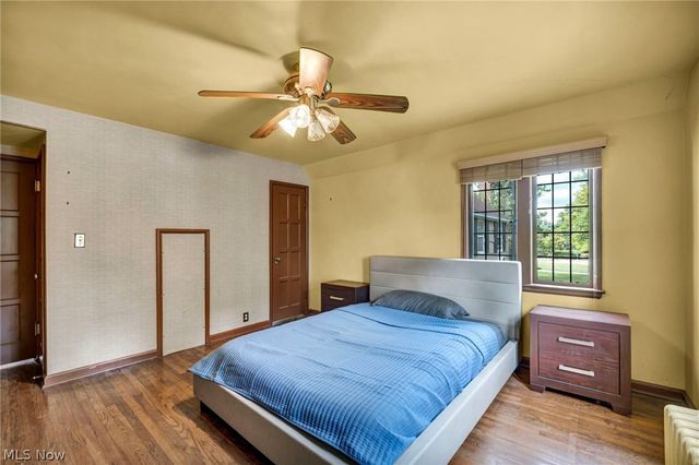 18126 Lomond Boulevard, Shaker Heights, OH 44122