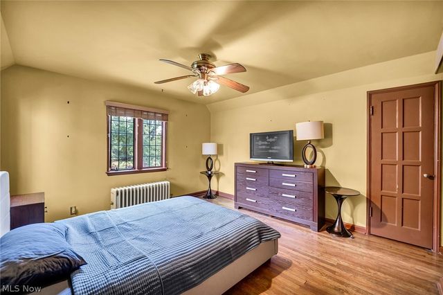 18126 Lomond Boulevard, Shaker Heights, OH 44122