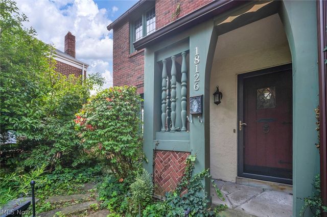 18126 Lomond Boulevard, Shaker Heights, OH 44122