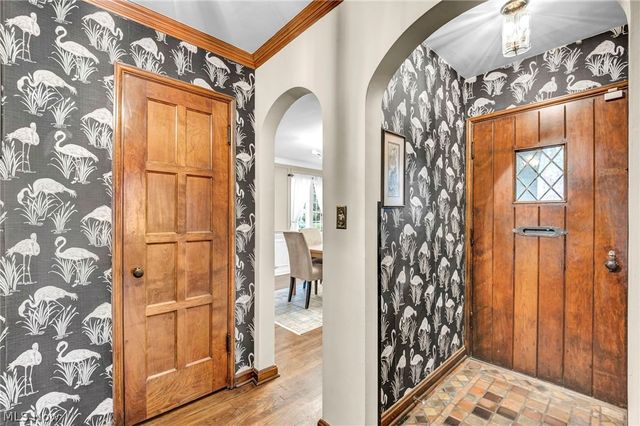 18126 Lomond Boulevard, Shaker Heights, OH 44122