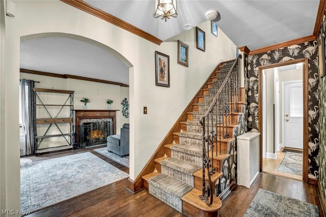 18126 Lomond Boulevard, Shaker Heights, OH 44122