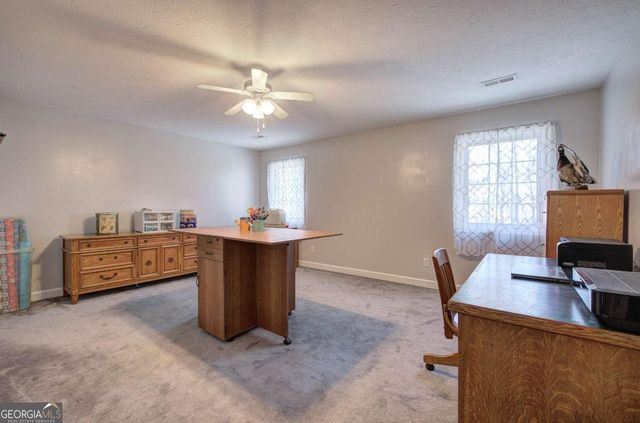 1 Wynnie Road NE, Rome, GA 30165